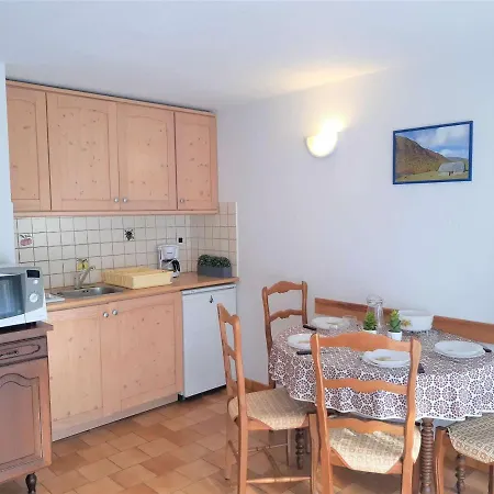 Apartment T2 A Saint-lary Pour 6 Personnes Avec Balcon, Exposition Sud, Parking Et Casier A Skis - Fr-1-457-189 *